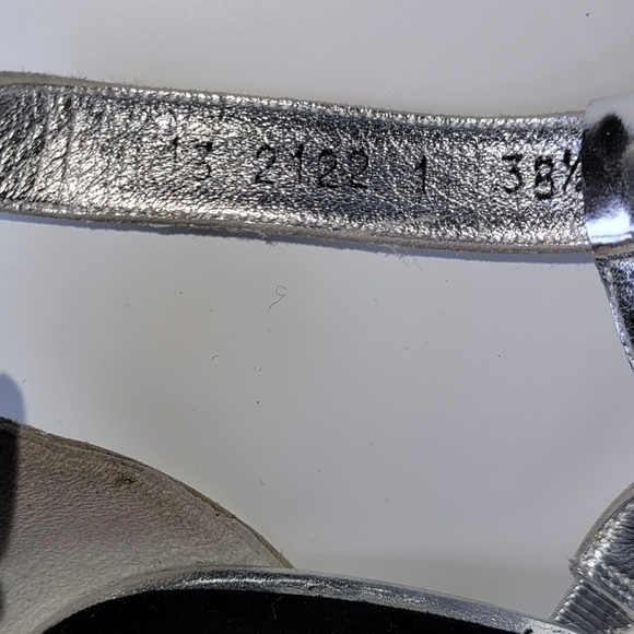 Barbara Bui Silver Heels - Picture 6 of 8